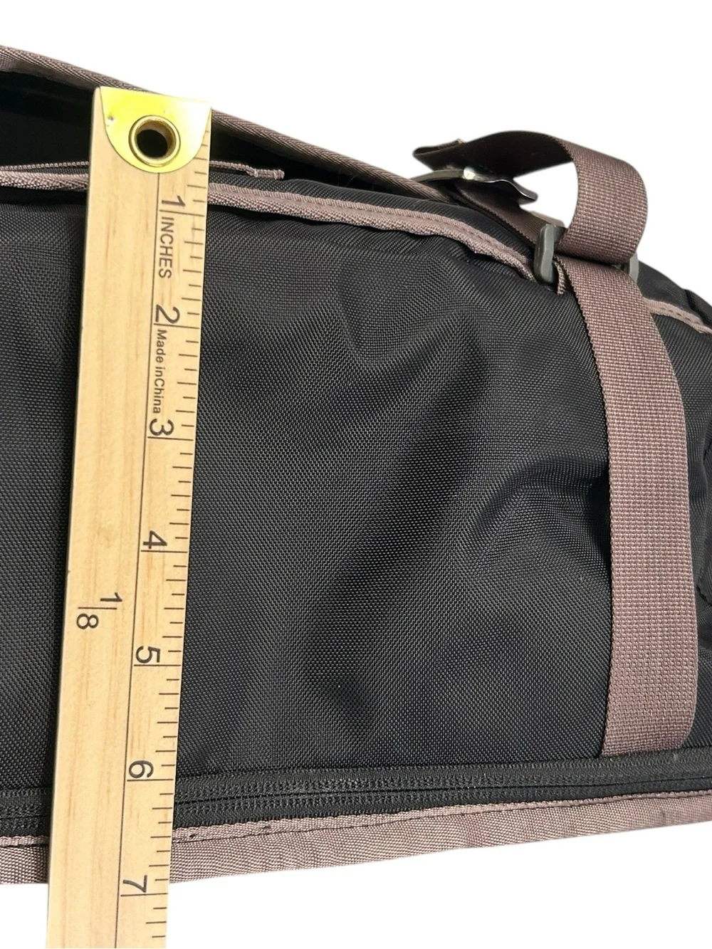 Timbuk2 Command Black Messenger Bag Taupe Trim EUC Laptop Travel TSA Business